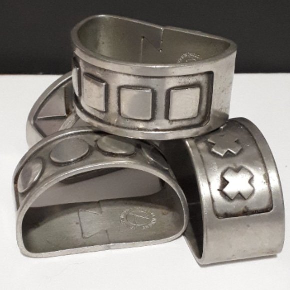 Aitkens Pewter Napkin Rings Vintage Geometric Tableware - Picture 1 of 7